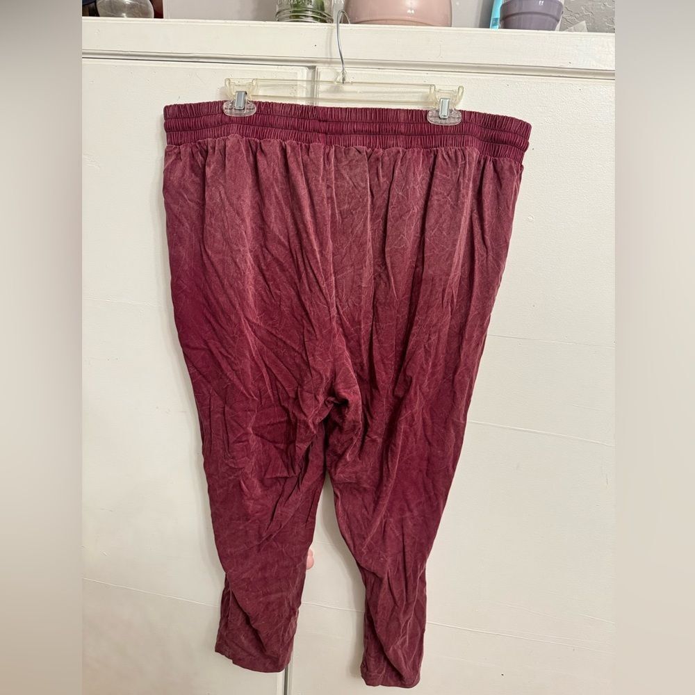 Torrid Relaxed Taper Stretch Challis High-Rise Tie-Front Pant - Picture 5 of 8